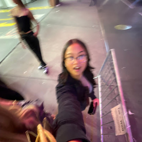 Meet your Posher, Peyton - Picture 1 of 1